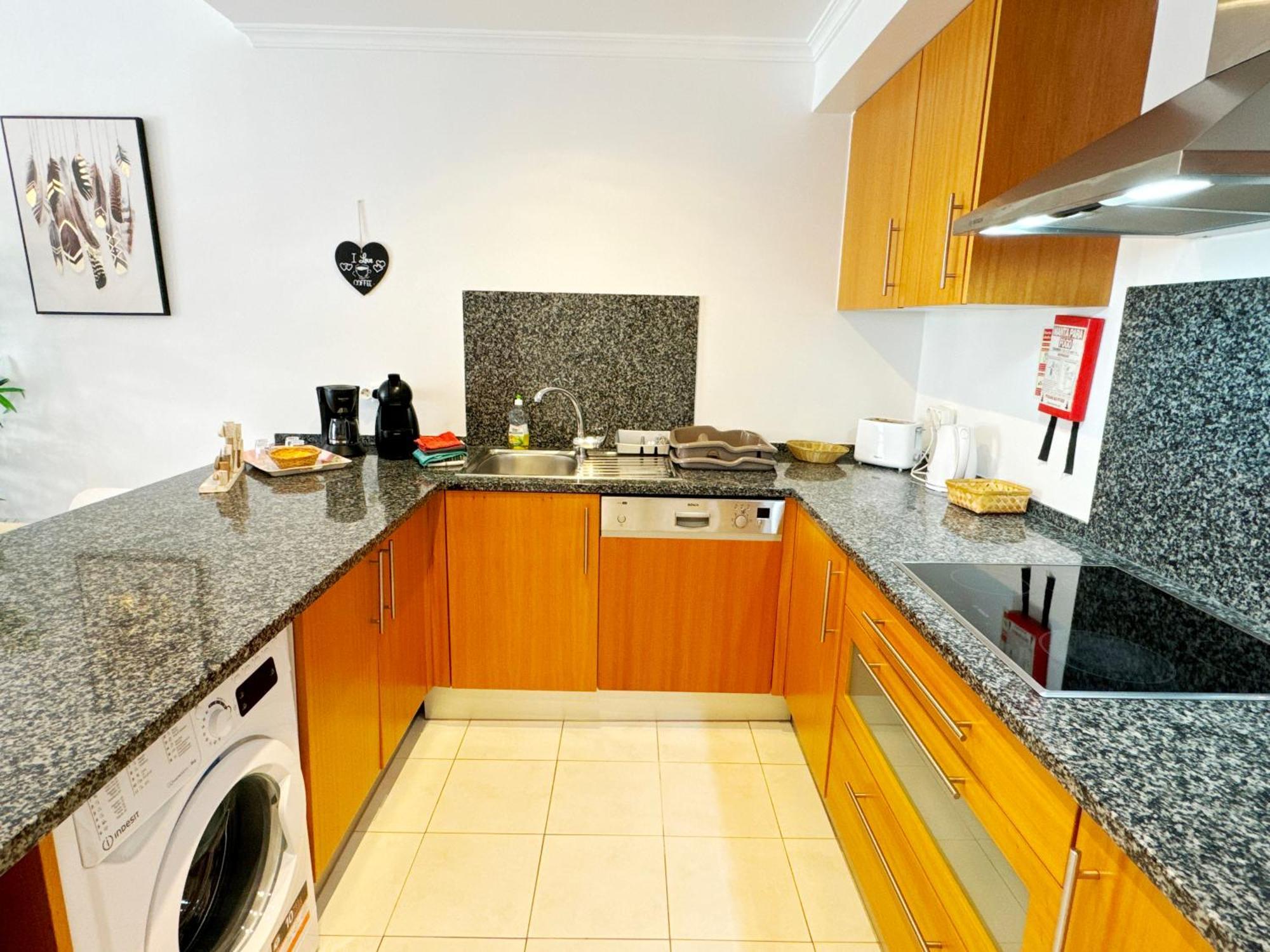 Vista Das Ondas Olhos De Agua Apartment Экстерьер фото