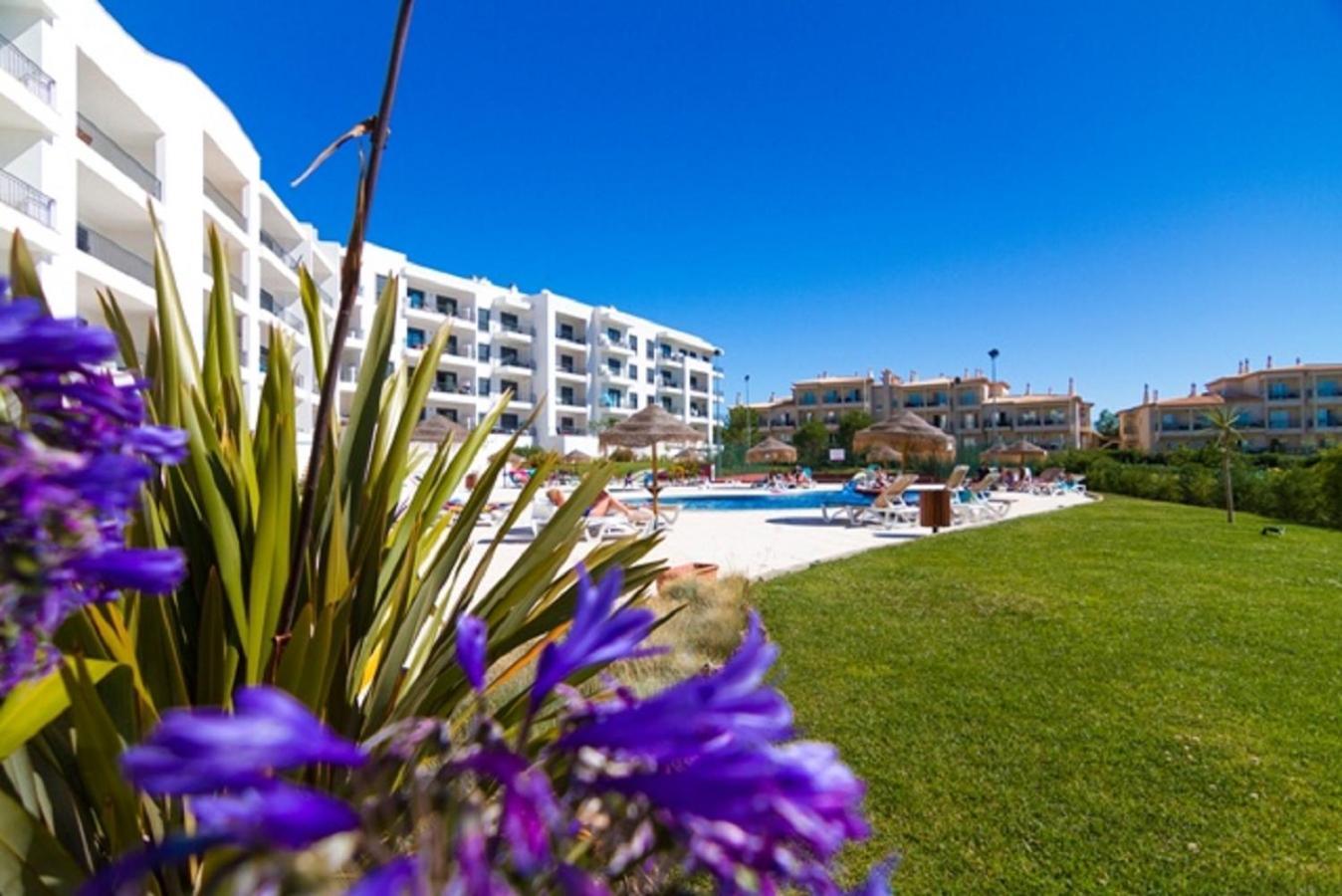 Vista Das Ondas Olhos De Agua Apartment Экстерьер фото